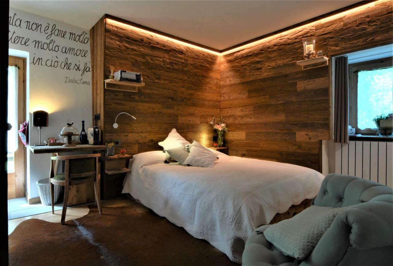 Bed and Breakfast Grange Epiney Bed E Breakfast La Salle Zewnętrze zdjęcie